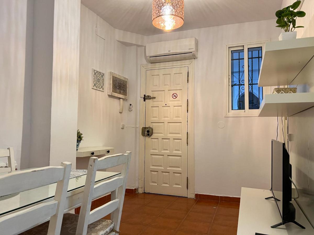 Iyourbasics Lovely Apartment Hinestrosa 23 Free Wifi&Ac マラガ エクステリア 写真