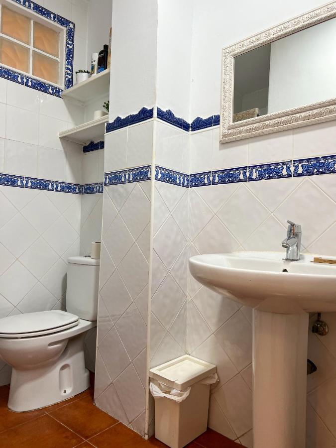 Iyourbasics Lovely Apartment Hinestrosa 23 Free Wifi&Ac マラガ エクステリア 写真