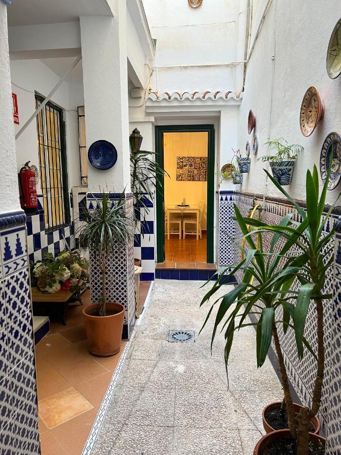 Iyourbasics Lovely Apartment Hinestrosa 23 Free Wifi&Ac マラガ エクステリア 写真